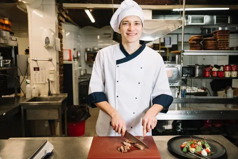 Work as European Hotelier/Cook/Chef